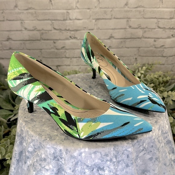 Lifestride Soft System “Pretty” Tropical Print Pointed Toe Low Heel WMS 7.5M✨EUC - Picture 9 of 9